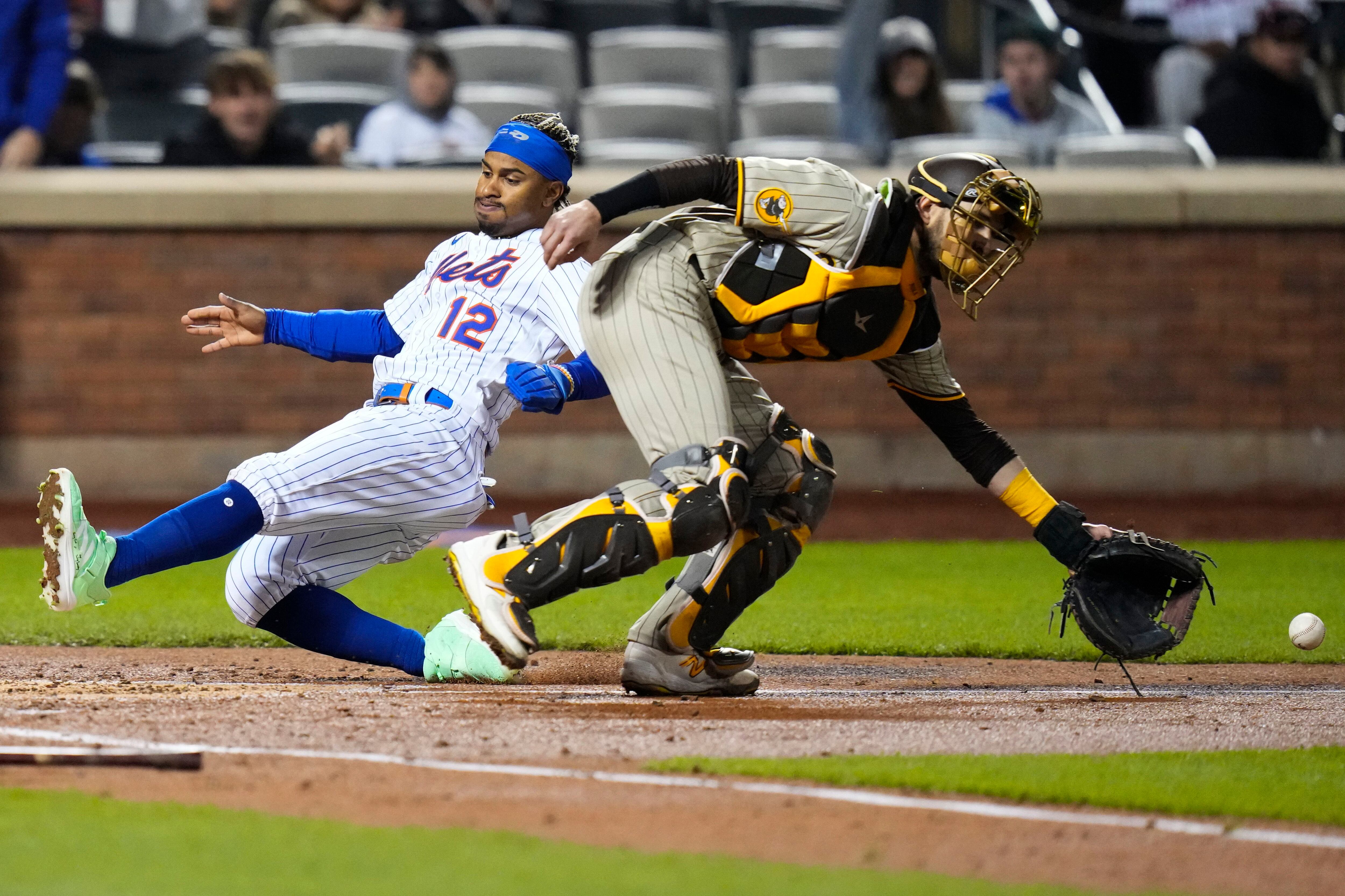 Scherzer rebounds, Mets blank Padres 5-0 in playoff rematch