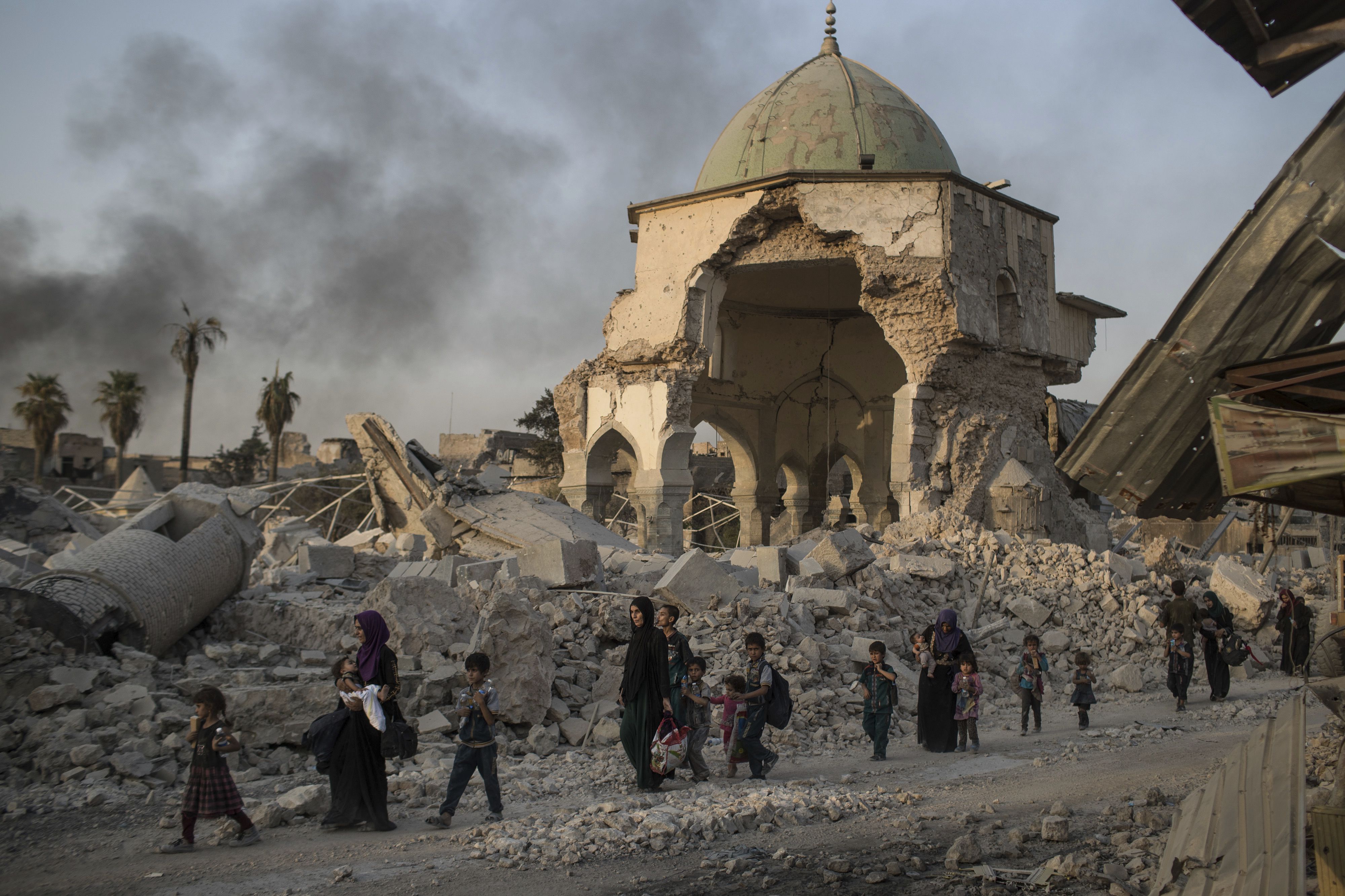 UNESCO finds Islamic State group-era bombs in Mosul mosque walls, years after the defeat of IS thumbnail