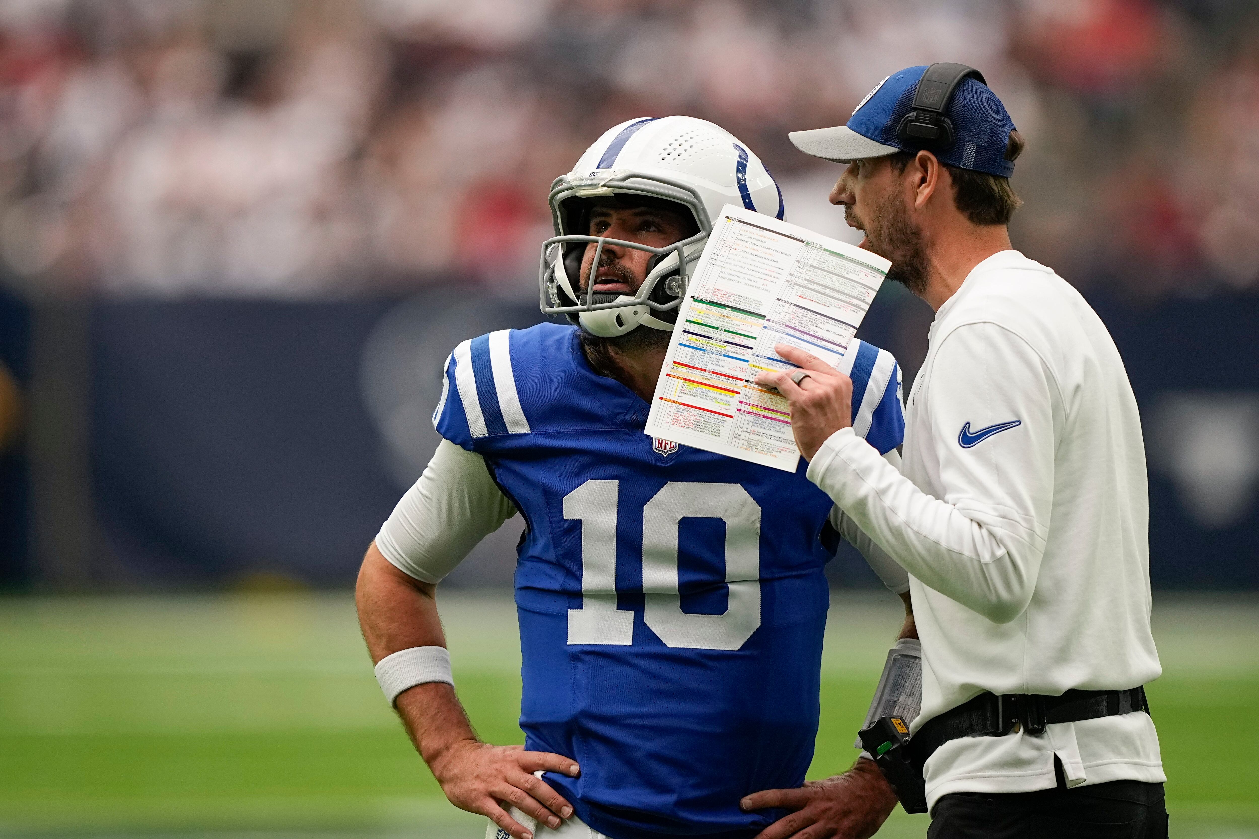 Colts-Lions practices feature 3 Super Bowl starting QBs