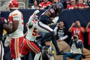 Chiefs win in OT over Texans, 30-24