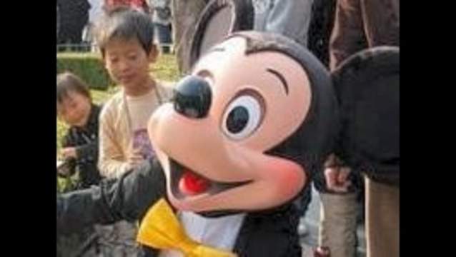 Disney workers appeal firing over sweaty cosutmes