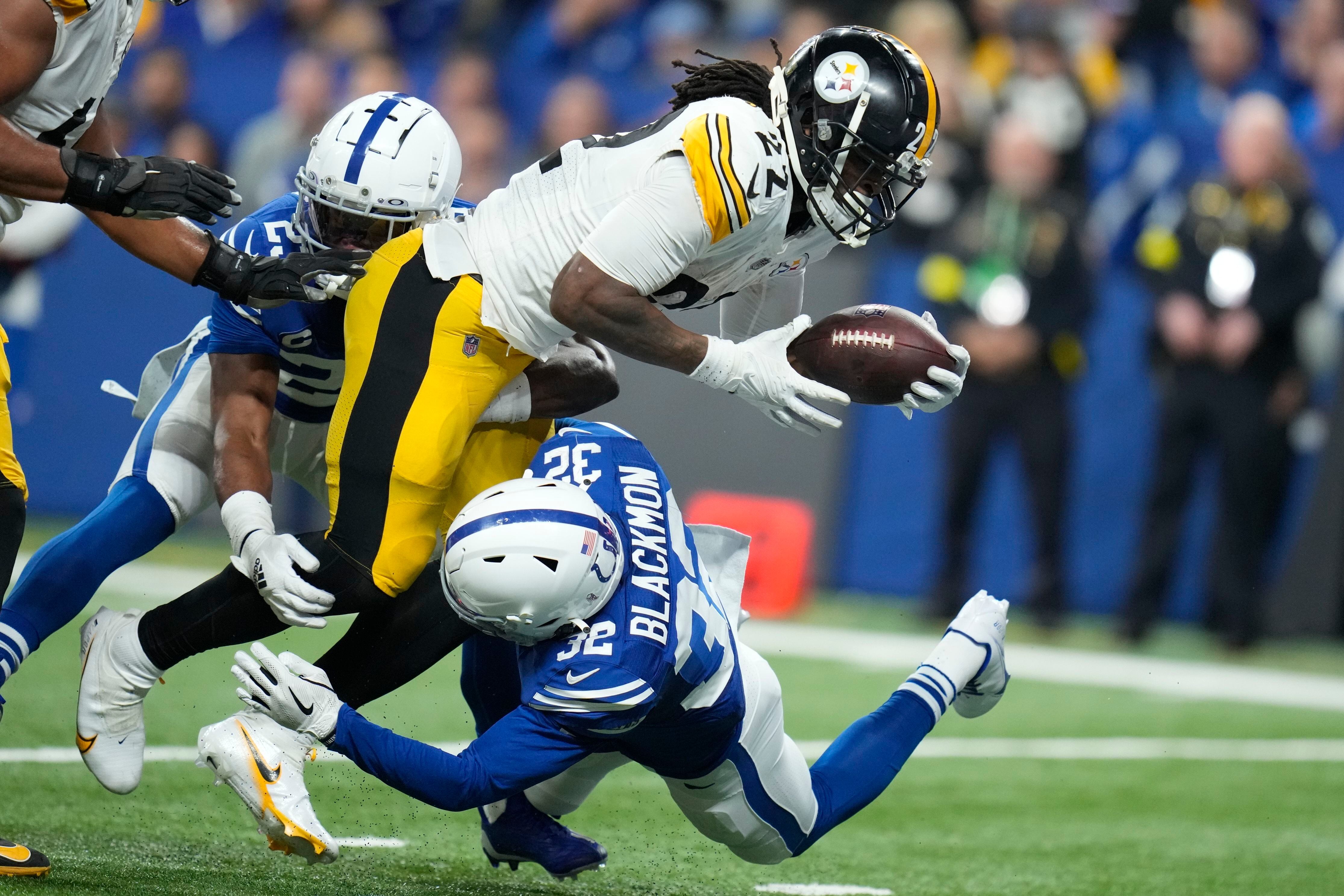 Steelers RB Harris leaves game vs. Colts with abdominal injury