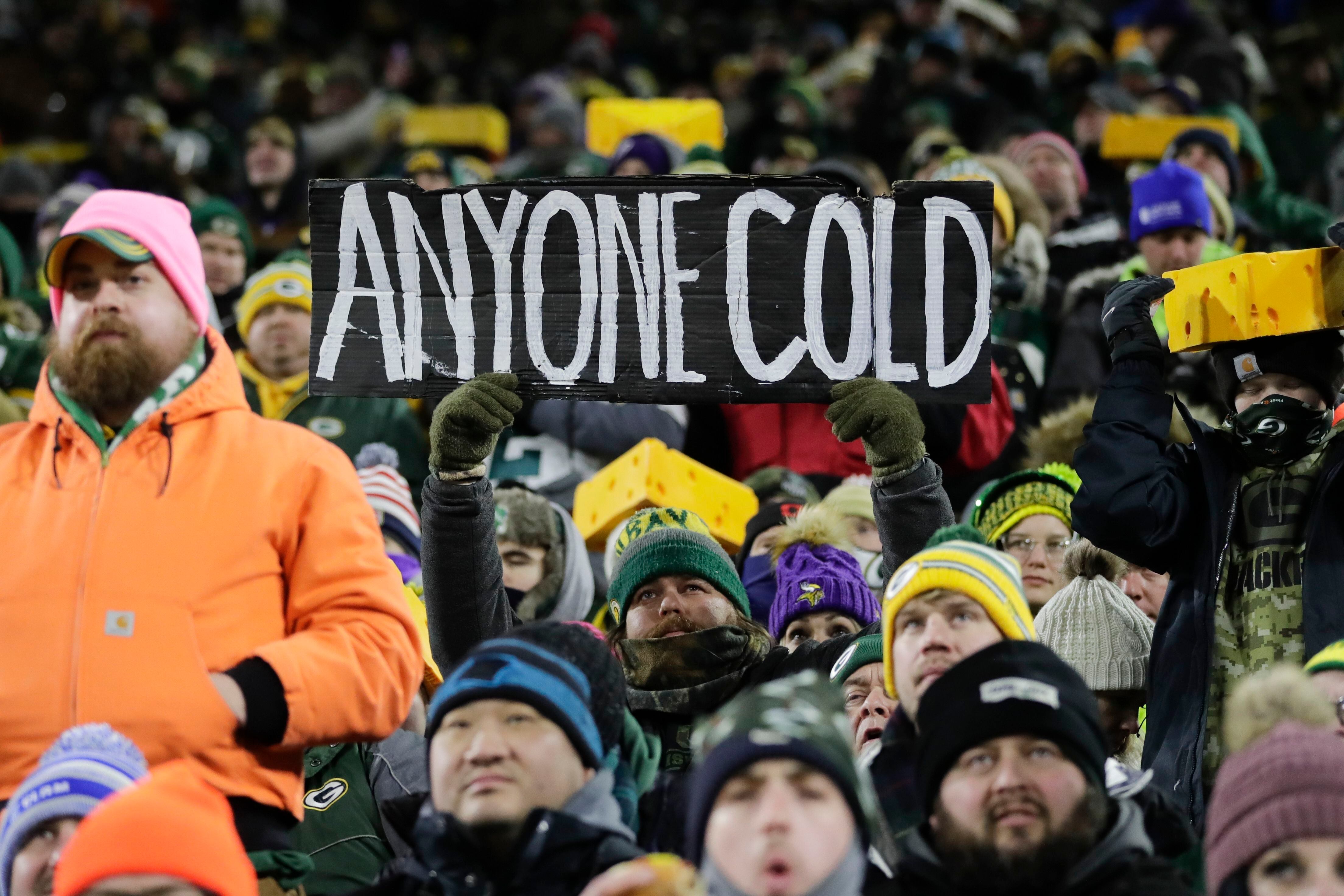 Packers limit attendance for remaining home games