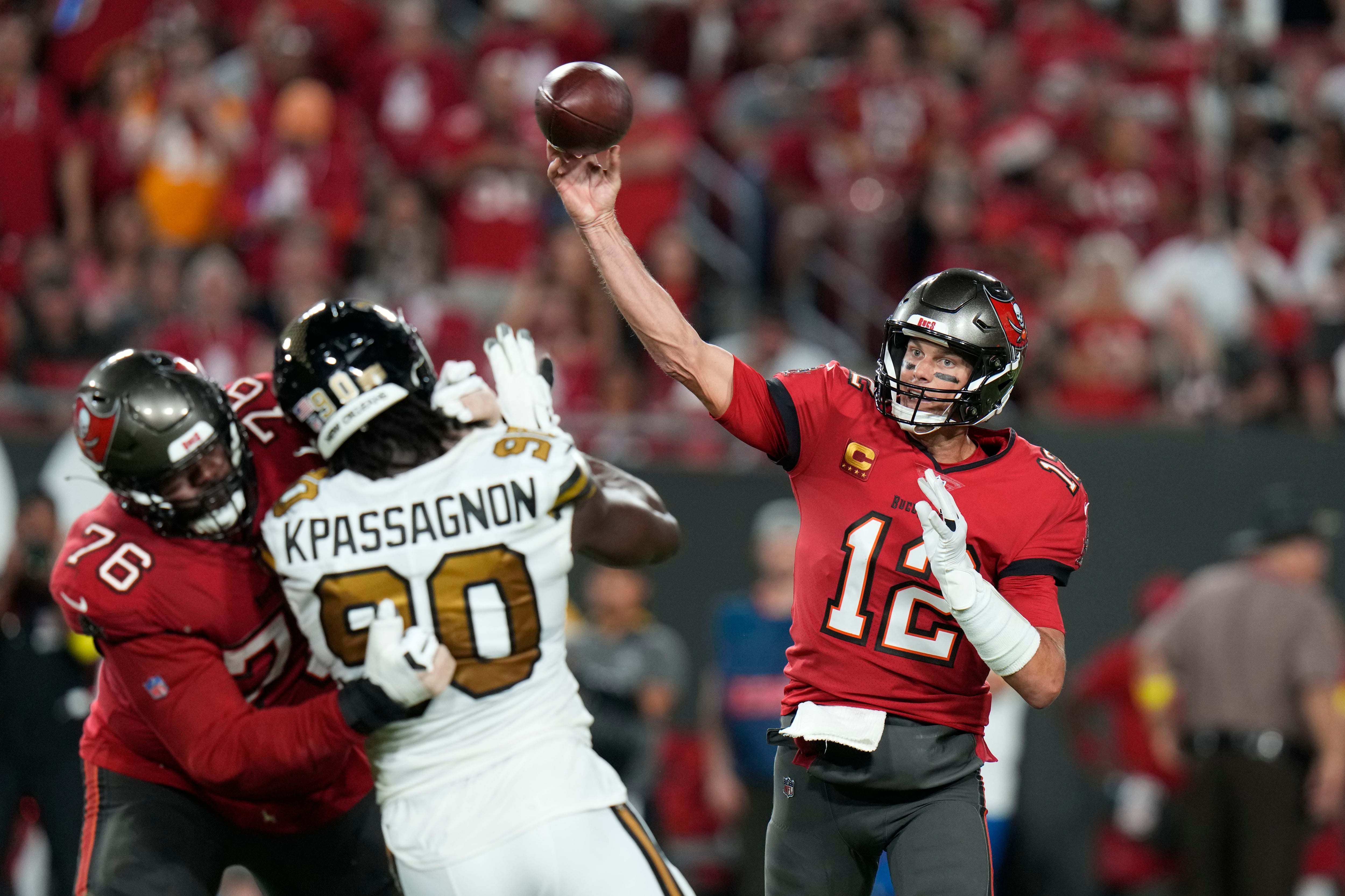 Purdy outshines Brady in 1st start as 49ers beat Bucs 35-7 - ABC7