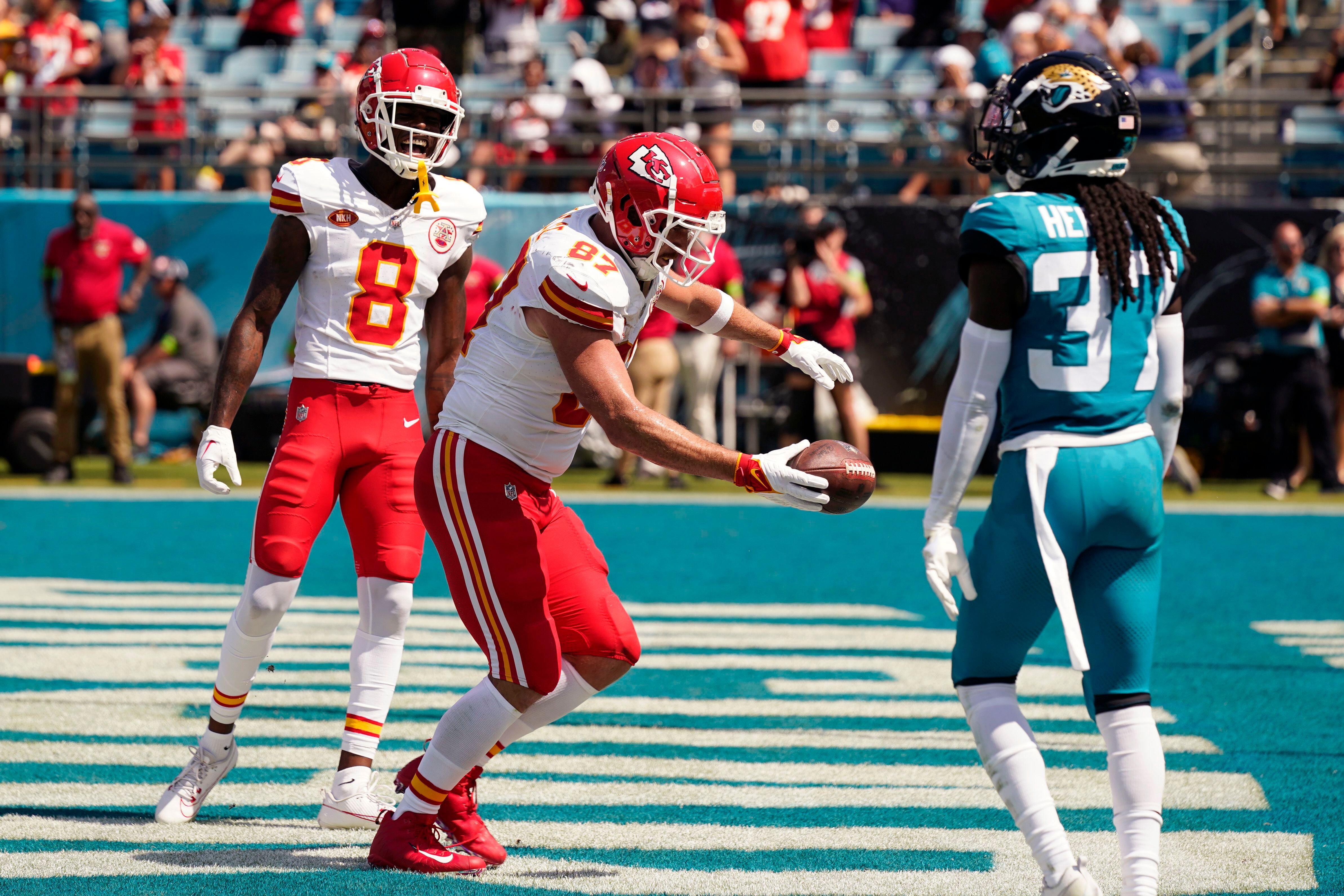 Chiefs TE Travis Kelce (knee) active vs. Jaguars