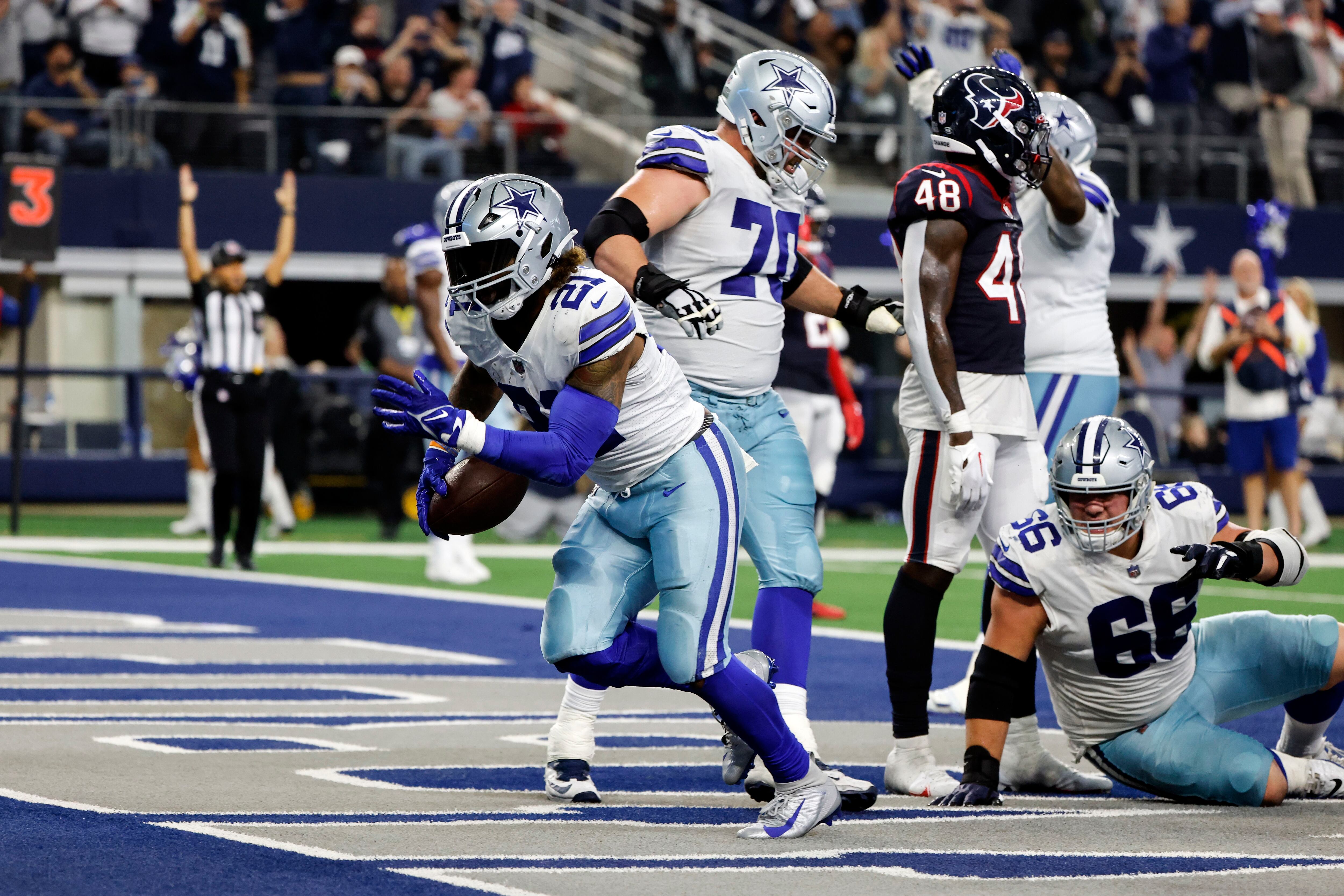 Dallas Cowboys safety Israel Mukuamu (24) celebrates a 20-17 win