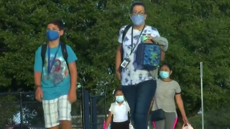 Lake County School Board approves new mask rules for high-transmission schools