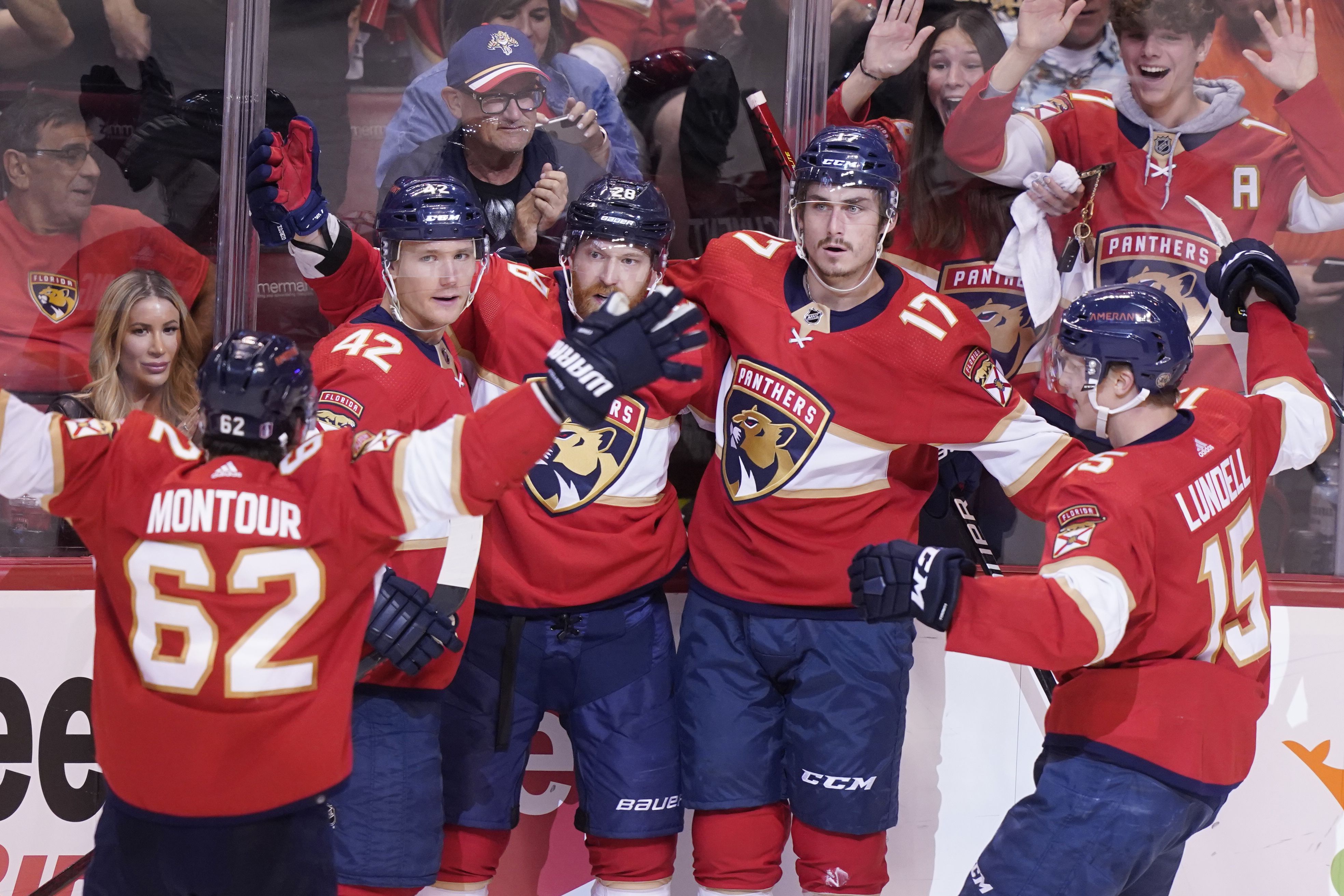 Barkov day-to-day with lower-body injury