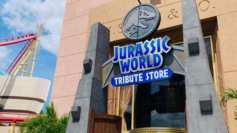 Universal Orlando’s Jurassic World Tribute Store closing next month