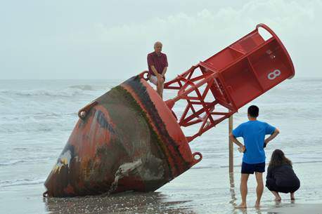 Bye Bye Buoy Large Beacon Removed From Florida Beach