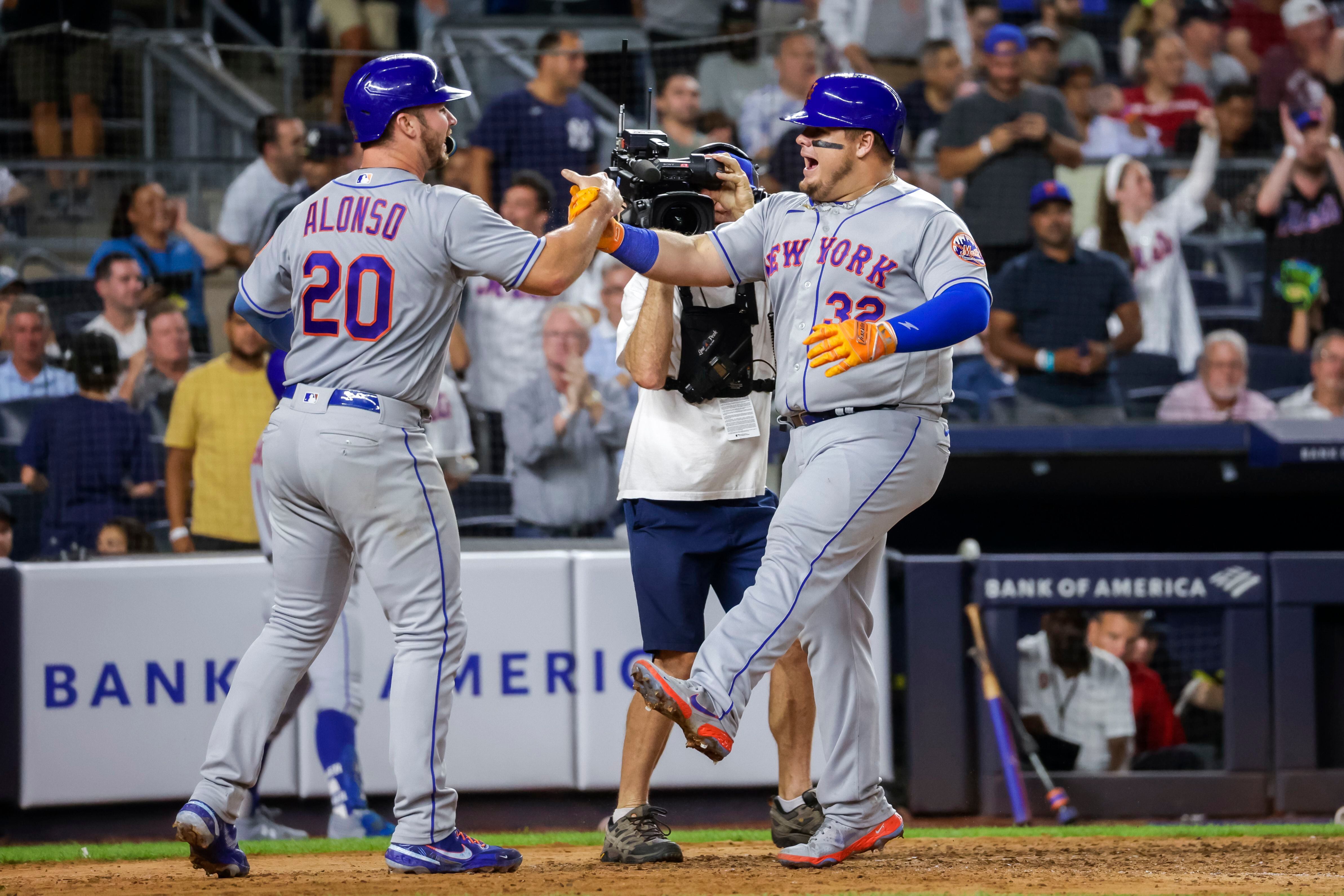 Judge 48th HR, Yanks Beat Mets 4-2 to Sweep Subway Series - Bloomberg